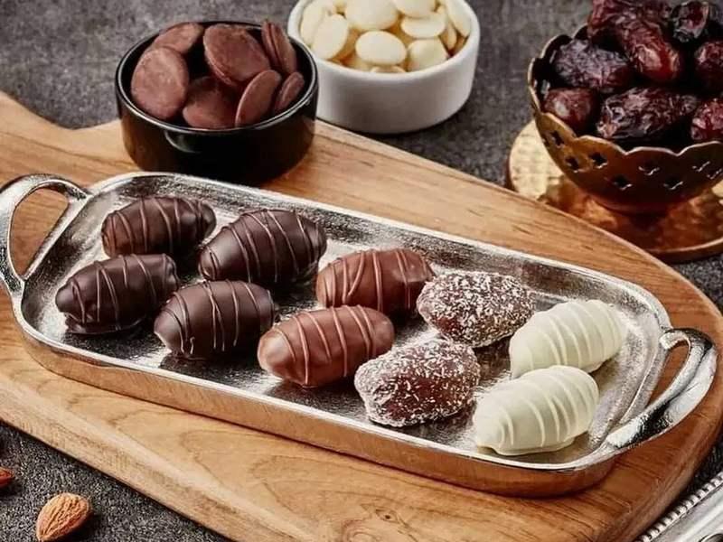 Финики в шоколаде